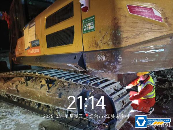 徐工XE380DK履帶式挖掘機