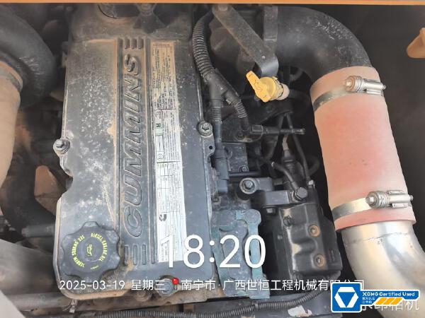 徐工XE335DK履帶式挖掘機