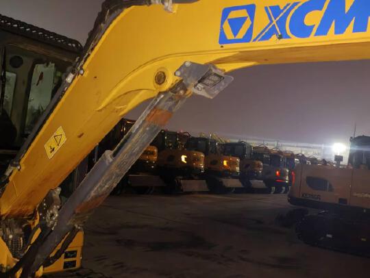 徐工XE55E履帶式挖掘機(jī)