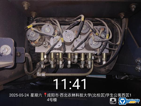 徐工GTBZ14J曲臂式高空作業平臺