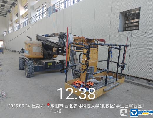 徐工GTBZ14J曲臂式高空作业平台