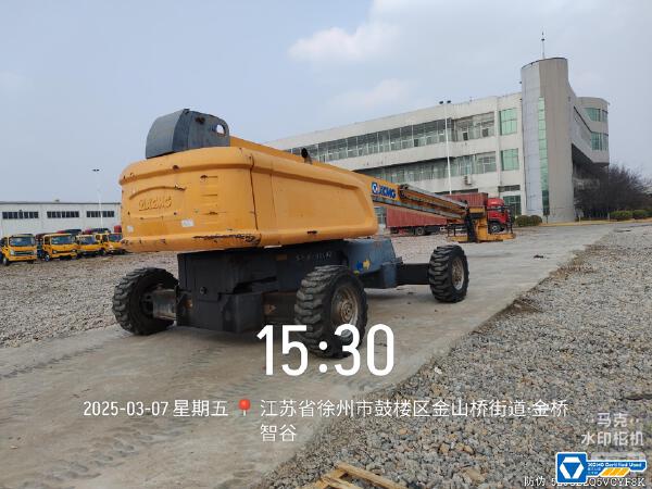 徐工GTBZ32S直臂式高空作業(yè)車