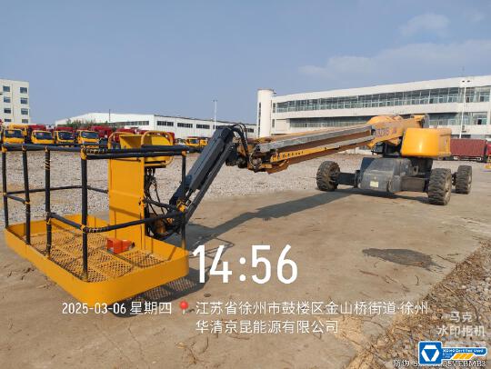 徐工GTBZ30S直臂式高空作業(yè)平臺(tái)