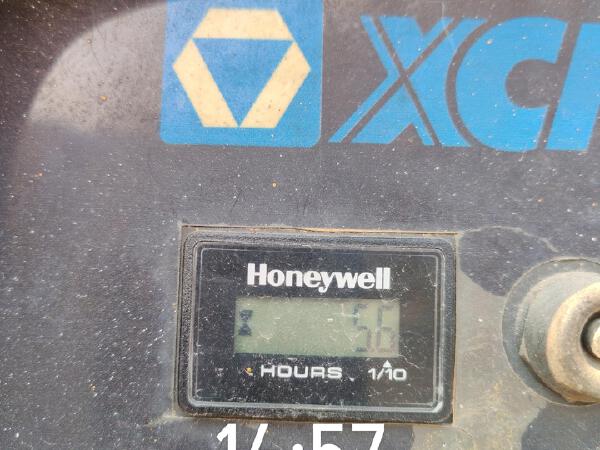 徐工GTBZ30S直臂式高空作業(yè)平臺(tái)