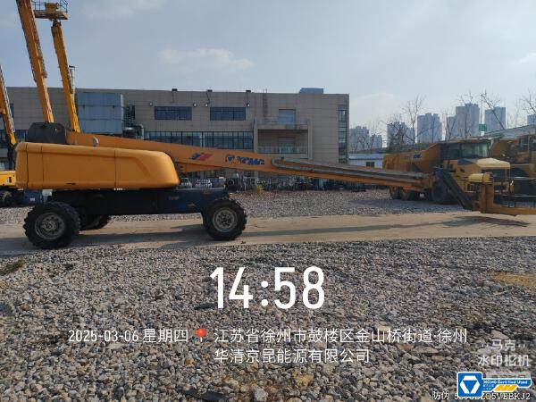 徐工GTBZ30S直臂式高空作業(yè)平臺(tái)