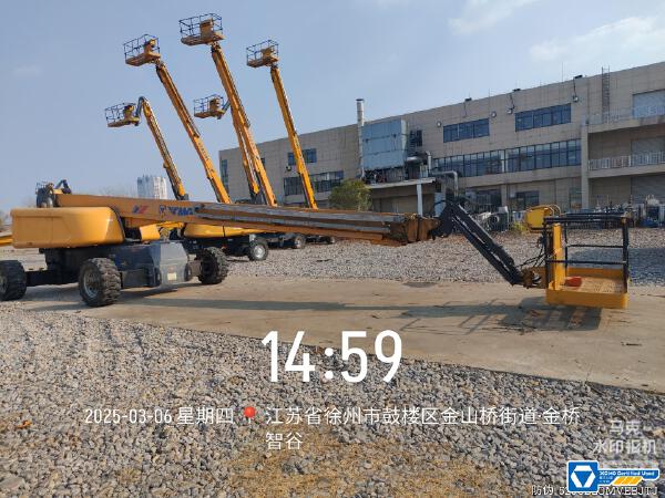 徐工GTBZ30S直臂式高空作業(yè)平臺(tái)