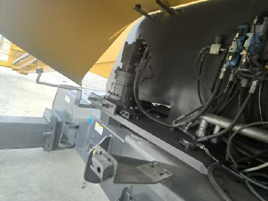 徐工GTBZ30S直臂式高空作業平臺