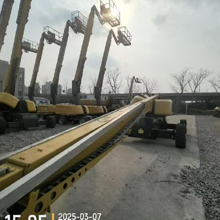 徐工GTBZ30S直臂式高空作业平台