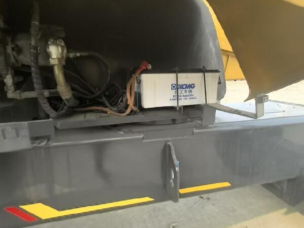 徐工GTBZ30S直臂式高空作業(yè)平臺