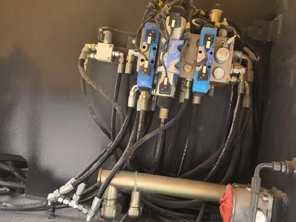 徐工GTBZ30S直臂式高空作業(yè)平臺