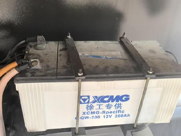 徐工GTBZ30S直臂式高空作業(yè)平臺