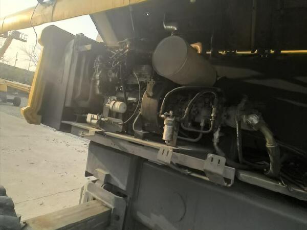 徐工GTBZ30S直臂式高空作業(yè)平臺(tái)