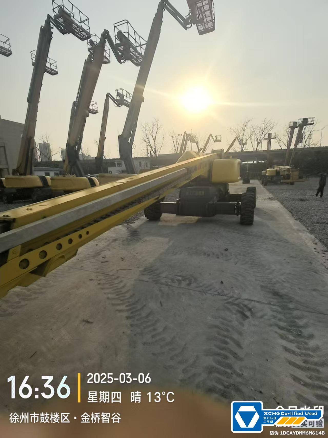 徐工GTBZ30S直臂式高空作業平臺