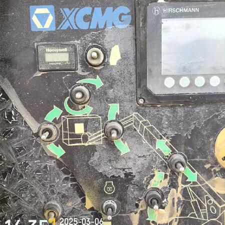 徐工GTBZ30S直臂式高空作业平台