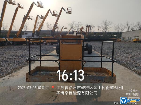 徐工GTBZ30S直臂式高空作業(yè)平臺(tái)