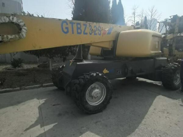徐工GTBZ32S直臂式高空作業(yè)車