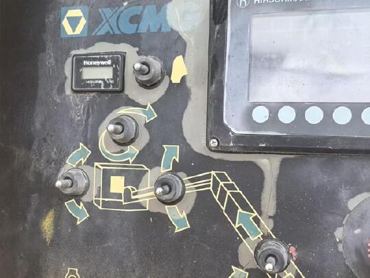 徐工GTBZ32S直臂式高空作業車