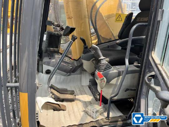 徐工XR280D旋挖鉆機