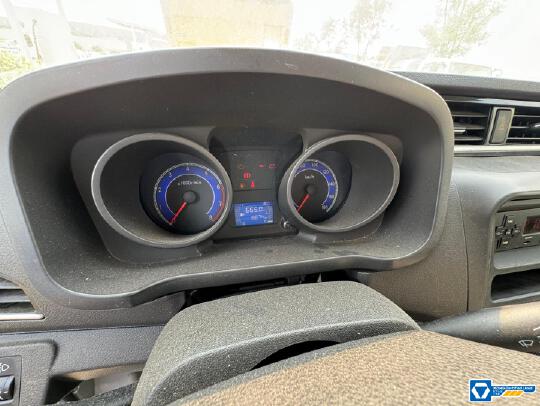 徐工XGH5030XTYA6桶裝垃圾車