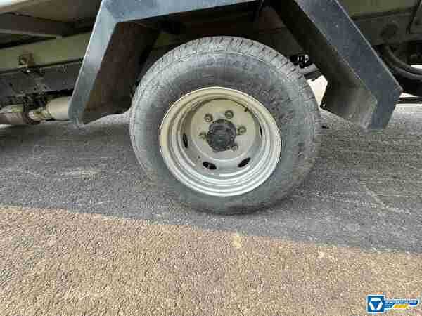 徐工XGH5030XTYA6桶裝垃圾車