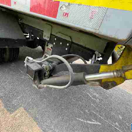 徐工XGH5030XTYA6桶装垃圾车