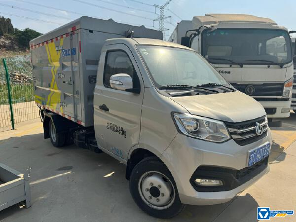 徐工XGH5030XTYA6桶裝垃圾車