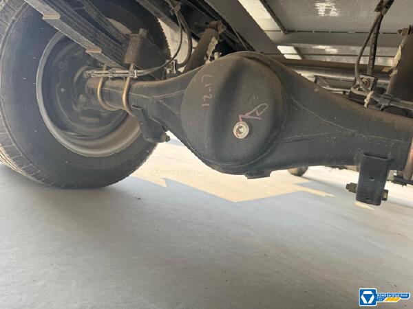 徐工XGH5030XTYA6桶裝垃圾車