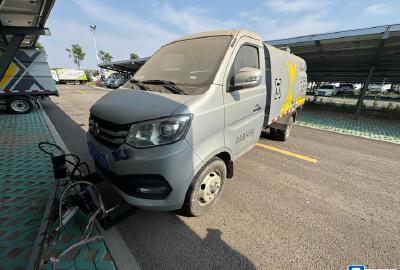 徐工DXA5032TYHA6路面養(yǎng)護(hù)車