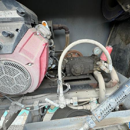 徐工DXA5032TYHA6路面养护车