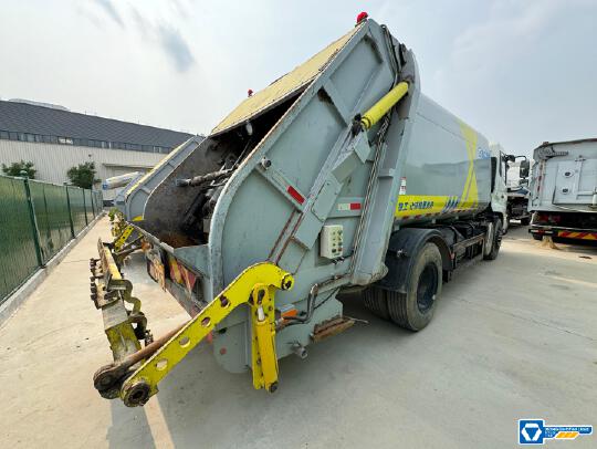 徐工XGH5184ZYSD6壓縮式垃圾車