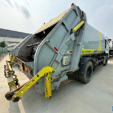 徐工XGH5184ZYSD6压缩式垃圾车