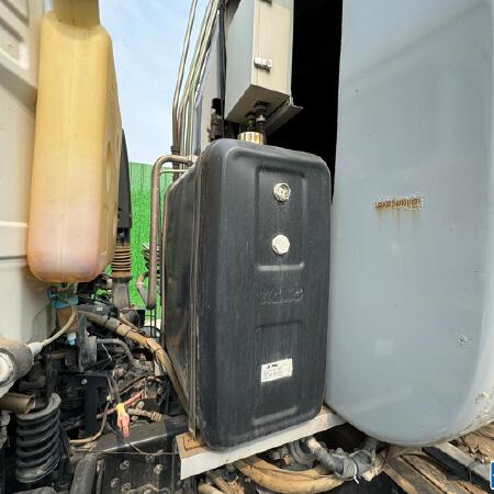 徐工XGH5184ZYSD6压缩式垃圾车