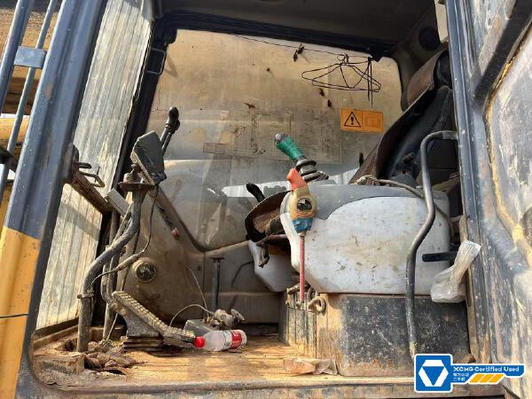 徐工XR220D旋挖鉆機(jī)