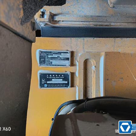 徐工XDR80T宽体车