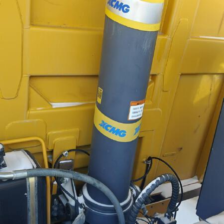 徐工XDR80T宽体车