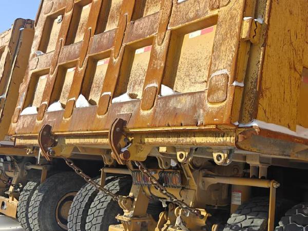 徐工XDR80T寬體車