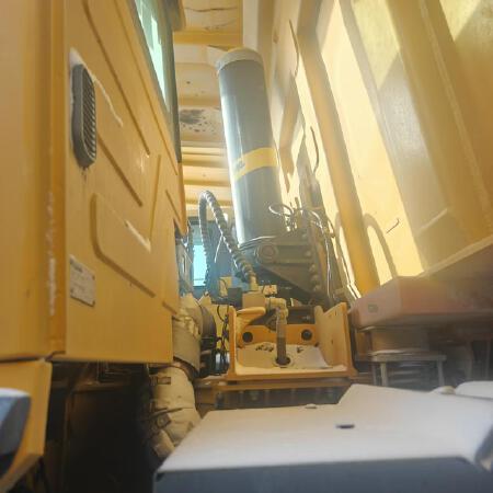 徐工XDR80T宽体车