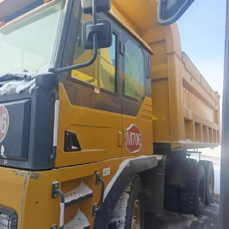 徐工XDR80T宽体车