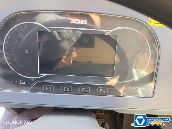 徐工XDR80T寬體車