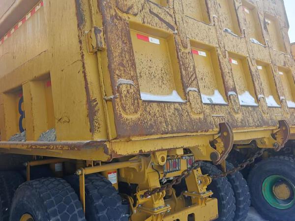 徐工XDR80T寬體車