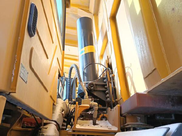 徐工XDR80T寬體車