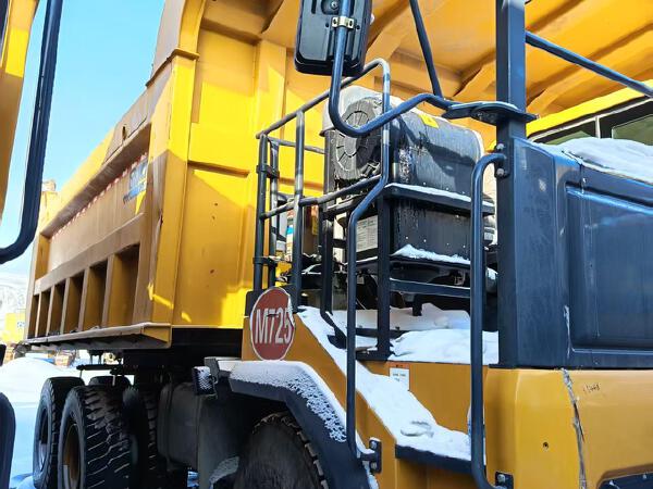 徐工XDR80T寬體車