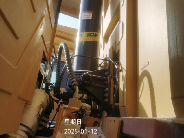 徐工XDR80T寬體車