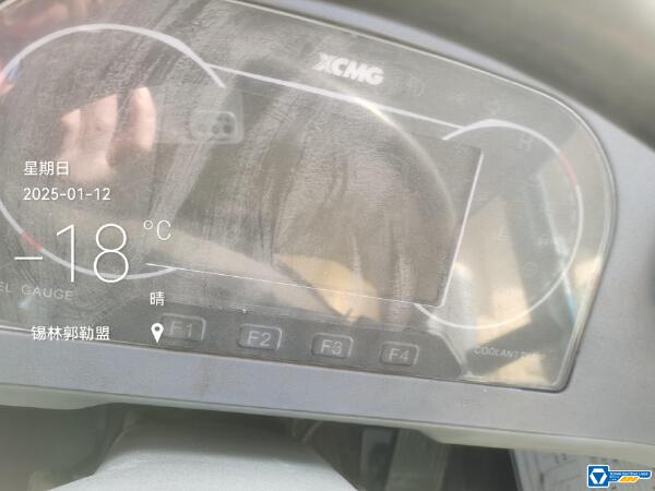 徐工XDR80T寬體車