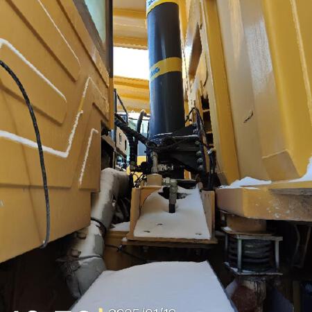 徐工XDR80T宽体车