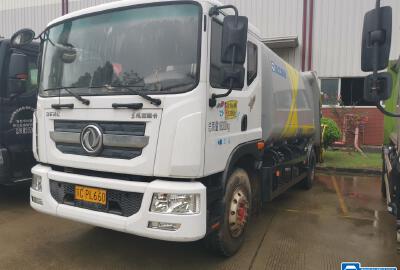 徐工XGH5185ZYSD6壓縮式垃圾車
