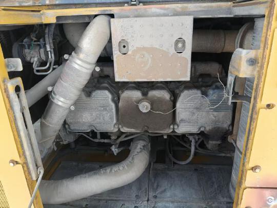 徐工XE750D履帶式挖掘機