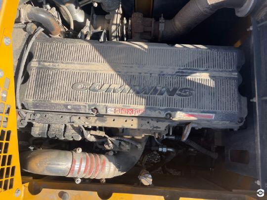 徐工XE700D履带式挖掘机