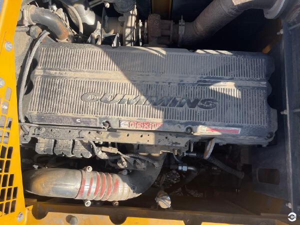 徐工XE700D履带式挖掘机