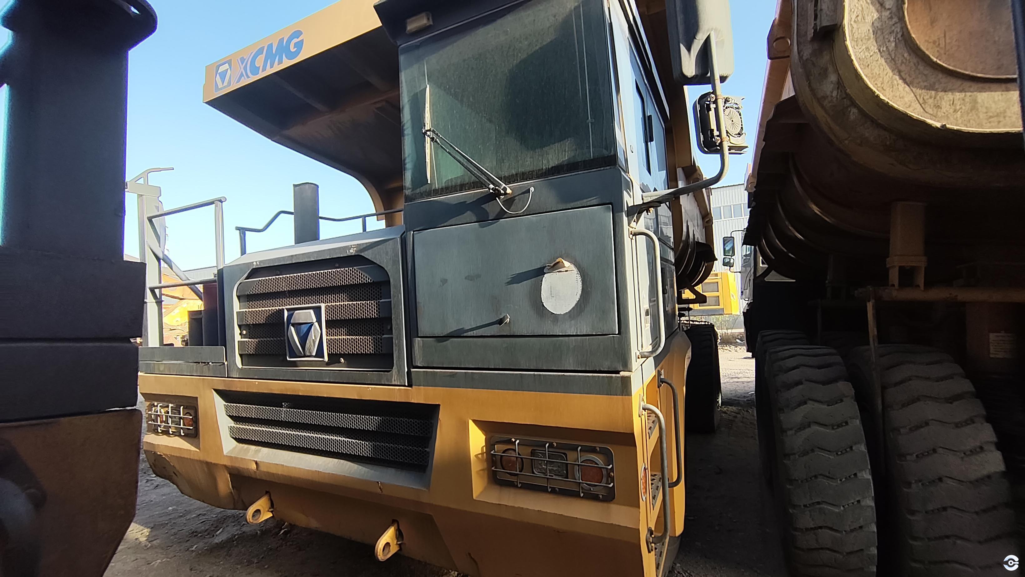 徐工XDM80寬體車